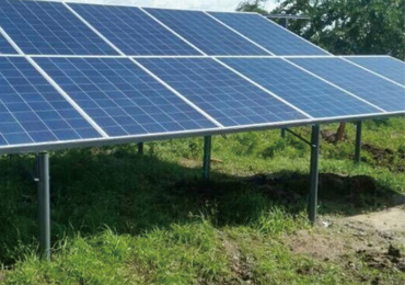 Sistema de bomba solar de 2,2 kW na Colômbia
    