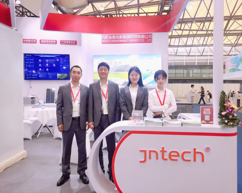 Jntech New Energy estreia na 2023 Shanghai SNEC com vários novos produtos
    