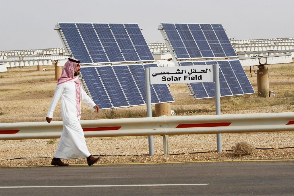 O UAE Aumentando a capacidade instalada de energia renovável para 30GW Nos próximos dez anos