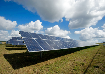 Um aumento anual de 72%! O Ministério da Indústria e Tecnologia da Informação divulgou o status de operação da indústria nacional de fabricação fotovoltaica de março a abril
    